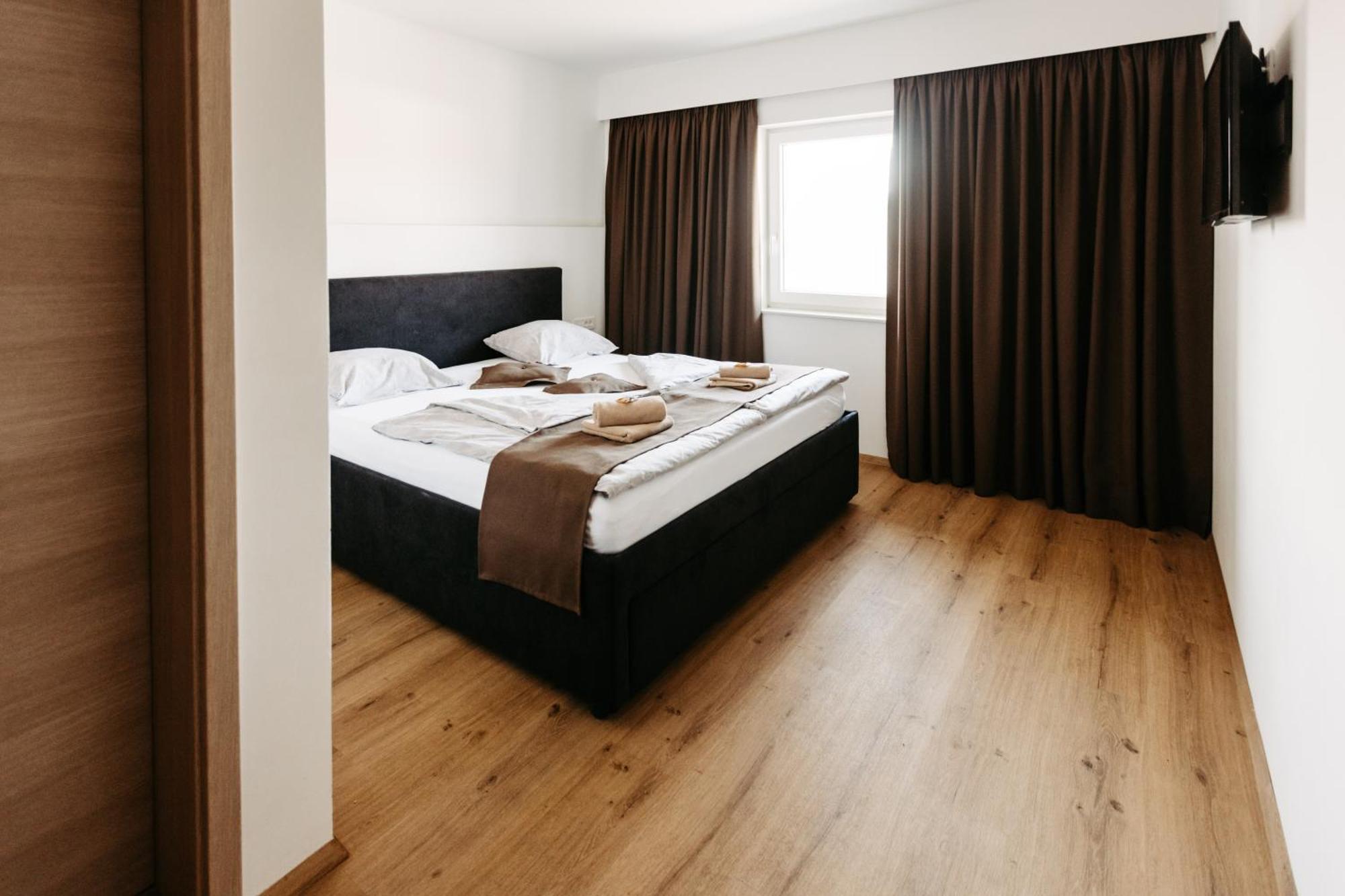 Hotel Murat Ptuj Exteriör bild