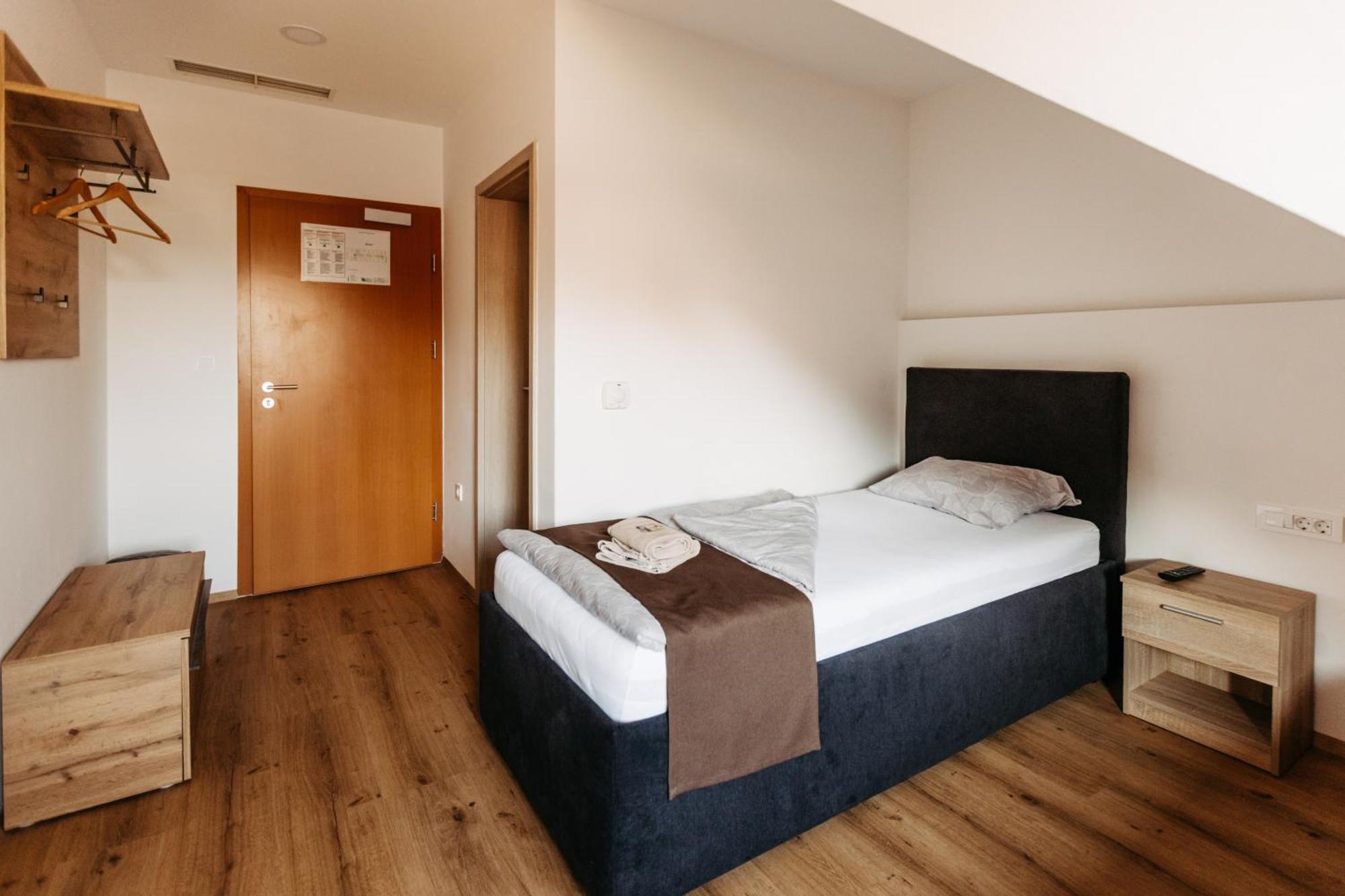 Hotel Murat Ptuj Exteriör bild